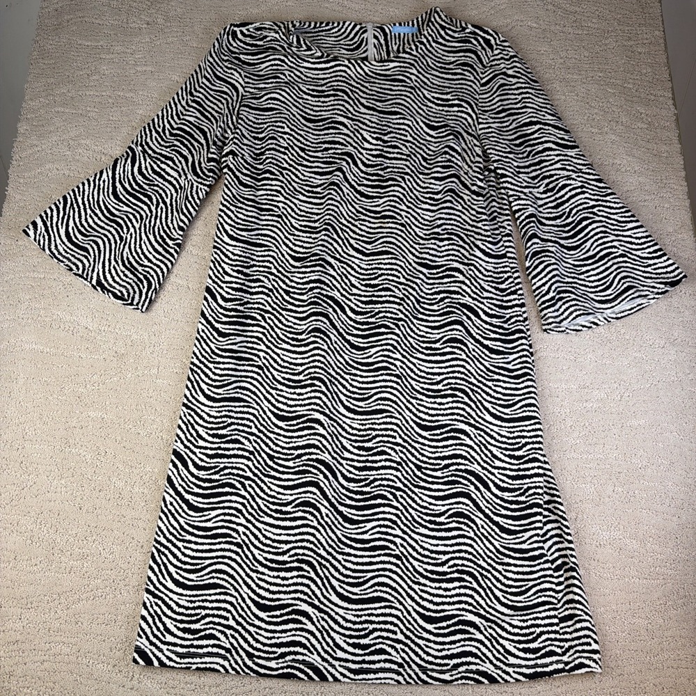 Women's J. McLaughlin Size XL Zebra Print Shift Dress Bell Sleeves
